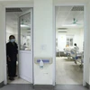 Một phòng bệnh tại Bệnh viện Thanh Nhàn, Hà Nội. (Ảnh: Minh Quyết/TTXVN)