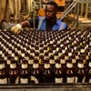 Một cơ sở sản xuất bia tại Ruaraka ở thủ đô Nairobi của Kenya. (Ảnh: AFP/TTXVN)