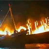 Bình Thuận: Tàu cá bất ngờ bốc cháy, 3 ngư dân may mắn thoát nạn