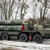 Hệ thống phòng không S-400 do Nga sản xuất. (Ảnh: AFP/TTXVN)