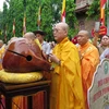 Đông đảo tăng, ni và phật tử tham dự Lễ Chính thức Đại lễ Phật đản Phật lịch 2568-Dương lịch 2024. (Ảnh: Tường Vi/TTXVN)