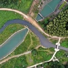 Hoạt động quản lý, kiểm soát ô nhiễm nguồn nước mới tập trung chủ yếu ở khu vực đô thị. (Ảnh: PV/Vietnam+)