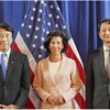 Bộ trưởng Bộ Kinh tế, Thương mại và Công nghiệp Nhật Bản Ken Saito, Bộ trưởng Thương mại Hoa Kỳ Gina Raimondo và Bộ trưởng Bộ Thương mại, Công nghiệp và Năng lượng Hàn Quốc Ahn Duk Geun tại Washington vào ngày 26/6. (Nguồn: Kyodo)