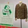 Một chiếc áo khoác sử dụng lông vũ tái chế. (Nguồn: Japan times)
