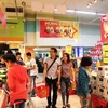Các siêu thị khuyến mãi giảm giá lên tới 50% trong dịp nghỉ lễ 30/4