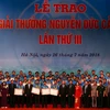 Trao "Giải thưởng Nguyễn Đức Cảnh" cho 70 công nhân, kỹ sư. (Ảnh: PV/Vietnam+)