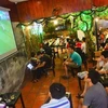 Dịch vụ thuê máy chiếu 'nóng' trước trận chung kết bóng đá SEA Games