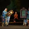 Bản dựng 'Ông lão đánh cá và con cá vàng' lần này là kết quả của sự hợp tác giữa Nhà hát Tuổi Trẻ (Việt Nam), Viện Goethe Hà Nội và Nhà hát Thế hệ trẻ Dresden (Đức). Nghệ sỹ người Đức Dominik Gunther đảm nhiệm vai trò đạo diễn. (Ảnh: BTC)