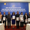 Lễ phong tặng danh hiệu Nghệ nhân dân gian và trao Giải thưởng văn nghệ dân gian 2018 đã diễn ra sáng 22/12 tại Hà Nội. (Ảnh: TTXVN)