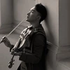 ‘Trò chuyện’ của Hoàng Rob: Bình dân hóa violin bằng pop ballad
