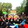 Sinh viên Hà Nội sôi động với lễ hội Xuân, xua muộn phiền năm cũ 