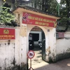 Trụ sở Công an phường Đông Ngạc chính thức được dỡ bỏ lệnh cách ly y tế. (Ảnh: PV/Vietnam+)