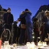 Hàng ngàn người đã tới dự lễ thắp nến tưởng niệm các nạn nhân khủng bố Brussels (Nguồn: LA Times)