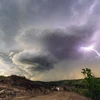 Để thực hiện bộ ảnh này, anh đã có 5 tuần theo dấu các cơn bão dọc theo Hành lang bão tố nằm ở vùng Trung Tây Mỹ (Nguồn: Daily Mail)