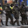 Cảnh sát chống khủng bố của Đức có mặt tại hiện trường (Nguồn: Telegraph) 