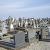 Một nghĩa trang ở ​thị trấn Sarzeau. (Nguồn: traceofwar)
