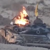Hình ảnh do IS công bố cho thấy chiếc T-90 đang bốc cháy. (Nguồn: South Front)