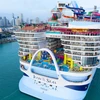 Icon of the Seas là con tàu du lịch lớn nhất thế giới hiện nay. (Nguồn: CNN)