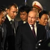 Khoảnh khắc Tổng thống Nga Putin rời chuyên cơ, bắt đầu thăm chính thức Việt Nam