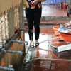 Sử dụng nguồn nước không đảm bảo tại một ngôi trường ở Lũng Vị. (PV/Vietnam+)