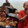 Một nhóm người Rohingya chạy trốn nạn bạo lực. (Ảnh: thecommunity.com)