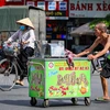 Hà Nội: Người dân chật vật mưu sinh dưới trời nắng nóng gay gắt 