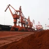Triều Tiên nối lại xuất khẩu đất hiếm sang Trung Quốc 