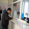 Người nghiện uống methadone tại Trung tâm phòng chống HIV/AIDS Lai Châu. (Ảnh: CTV/Vietnam+)