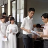 Thí sinh dự thi tốt nghiệp trung học phổ thông. (Ảnh: Lê Lâm/TTXVN)