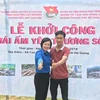 Nguyễn Xuân Trường và cán bộ Đoàn xã Cao Bồ (huyện Vị Xuyên tỉnh Hà Giang) tại lễ khởi công Mái ấm yêu thương số 1. (Ảnh: NV)