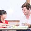 Học sinh sẽ được thi nói với giáo viên người nước ngoài. (Ảnh: PV/Vietnam+)
