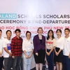 Các học sinh nhận Học bổng New Zealand Schools. (Ảnh: PV/Vietnam+)