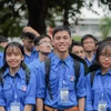 Đoàn viên thanh niên của Đại học Bách khoa Hà Nội trong màu áo xanh tình nguyện. (Ảnh: PV)
