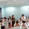 Cô A Lăng Thị Tuyết luôn đổi mới trong hoạt động dạy và học. (Ảnh: NVCC)