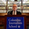 Ông Sig Gissler công bố giải Pulitzer tại Đại học Báo chí Columbia (Nguồn: AFP)