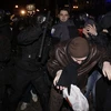 Video cảnh sát Ukraine trấn áp những người biểu tình