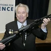 "Cha đẻ" súng AK-47 Kalashnikov huyền thoại qua đời