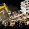 Sập nhà ở Ấn Độ làm 13 người chết, 40 người mắc kẹt