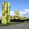 Hệ thống phòng thủ tên lửa S-300 của Nga (Nguồn: Fars)