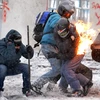 Thủ lĩnh đối lập Ukraine kêu gọi người biểu tình "tấn công" 