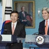 Ngoại trưởng Mỹ John Kerry (phải) và Ngoại trưởng Hàn Quốc Yun Byung Se (Nguồn: AFP/ TTXVN)