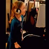 Cô bé 9 tuổi gây sốt với bản thu bài hát phim "Frozen"