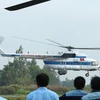 Việt Nam nỗ lực xác minh vật thể nghi cánh máy bay vỡ