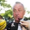 Cruyff ủng hộ Atletico vô địch Liga, chỉ trích Barca thậm tệ