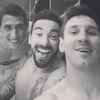 Messi "tự sướng" sau khi lập kỷ lục 4 lần hay nhất trận