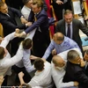 Nghị sĩ Ukraine lao vào ẩu đả ngay tại phiên họp quốc hội