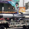 Iran sẽ công bố các hệ thống phòng thủ tên lửa tầm trung và tầm xa