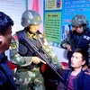 Trung Quốc treo thưởng lớn bắt tù nhân trốn trại giết quản giáo