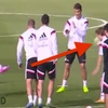 [Video] Gareth Bale sút bóng trúng mặt Modric trong buổi tập