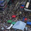 [Video] Cảnh sát Hong Kong xịt hơi cay thẳng vào mặt người biểu tình